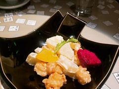 -穹六人间 people 6(岳阳路店)