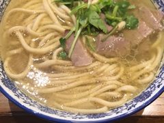 -十二忠手拉面(燎原街店)