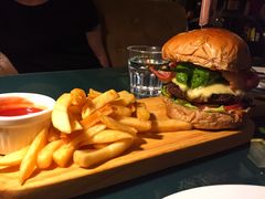 -BIGHOUSE·大房子电影主题融合餐厅(盐河巷店)