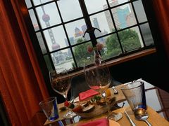 靠窗位-YUE·6·西式融合餐厅(外滩六号店)