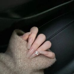 -悦指间美甲美睫