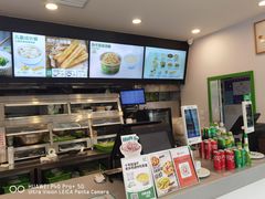 -老乡鸡(武汉中南梅苑小区地铁站店)