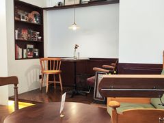 -Café Monson