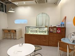 -禾康家蛋糕店