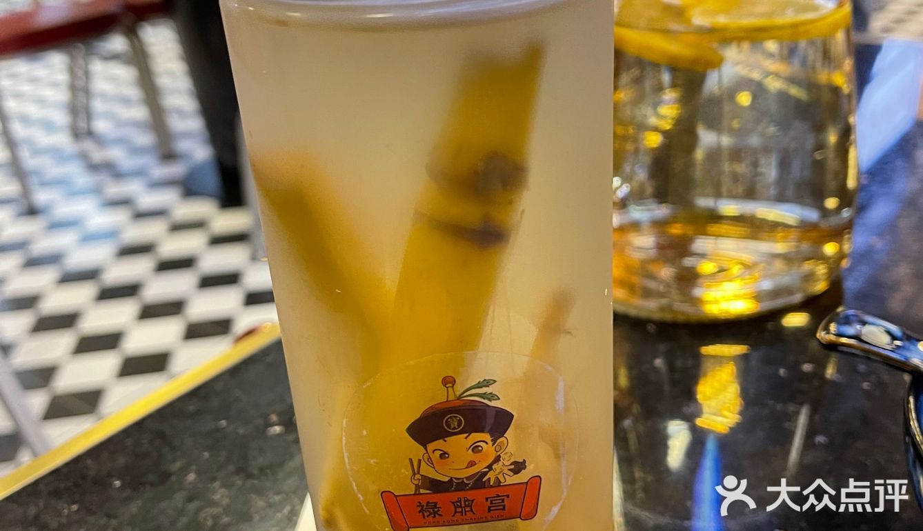 大口吃大鸡腿花胶翅实在太爽了！