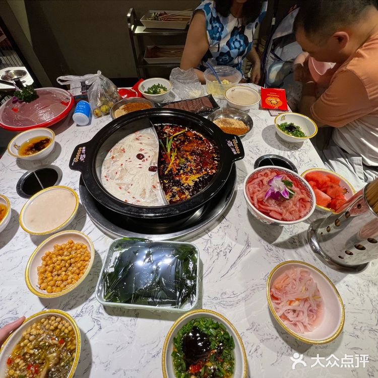 明星打卡餐厅｜是这一家店‼️长辈都夸的特色的串串店