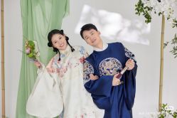 -麦田·婚纱摄影(天河新天地店)