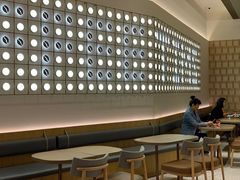 用餐区-Tims天好咖啡·贝果(雁展路万象天地店)