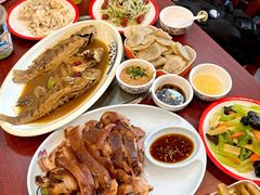 -聚首堂·特色小吃·肘子(什刹海德胜门店)