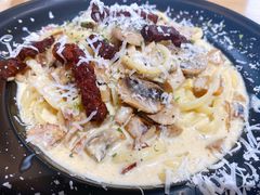 -HELLO 27 意面·沙拉·帕尼尼