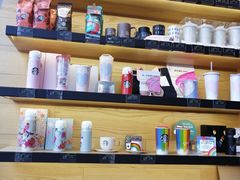 零售区-星巴克(朵云轩店)