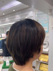 -镁连社·美联社