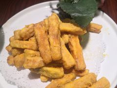 咸蛋黄焗南瓜-小土豆北方菜馆(文慧园店)