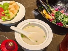 -海派悦庭·海胆烧麦·新融合菜(凯德广场店)