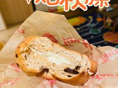 肉桂贝果-Tims天好咖啡(长风大悦城店)