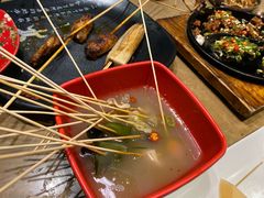 -何师烧烤·香辣蟹·川菜·30年老品牌(太古里旗舰店)