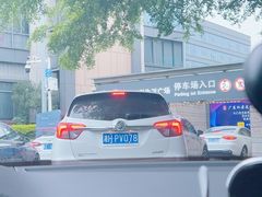 -万科生活广场(东莞松山湖店)