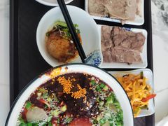 -伊穆祥牛肉面总店·清真