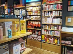 -九木杂物社(新奥购物中心店)
