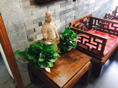 -秦汉胡同书法国画古筝围棋书院(漕宝日月光分馆)
