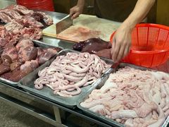 -标记美食新鲜猪杂(兴南大道店)