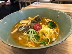 手切酸菜牛腱子面-陳八两面家(滨江天街店)