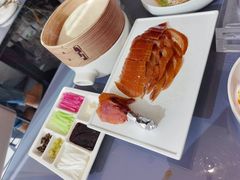 “酥不腻”烤鸭-小大董·烤鸭(观景餐厅·南京西路店)