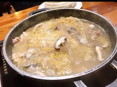 排骨酸菜锅-海小馆海鲜餐厅(茂业百货店)
