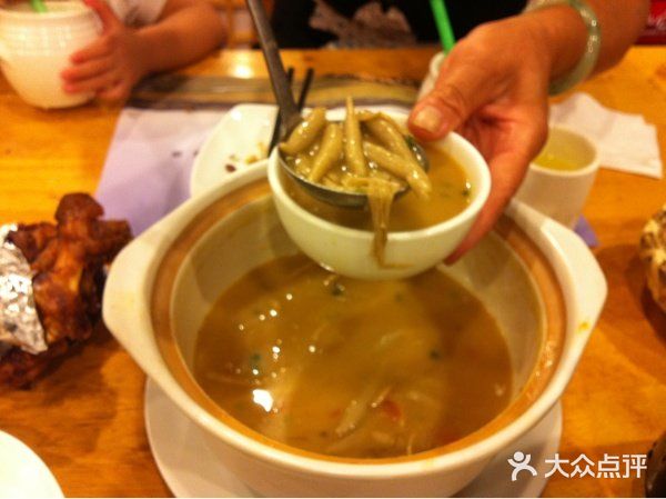 西贝莜面村(香蜜湖店)砂锅莜面鱼鱼图片