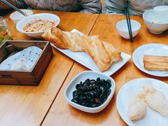 -食膳公园包子铺(烈士公园店)