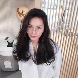 -简法造型·品牌形象店