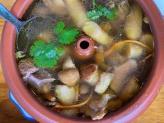 -小厨子私房菜·云南美食店