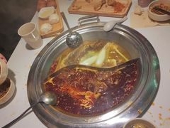 -老房老舍重庆火锅(假日城市店)