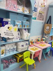 -熊小米专业儿童游泳馆