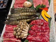 -炼火烤肉店