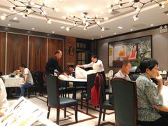 大堂-老上海弄堂菜馆(恒基名人购物中心店)