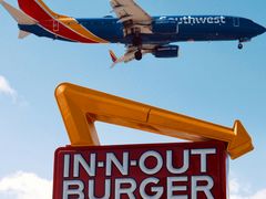 -In-N-Out Burger(LAX)