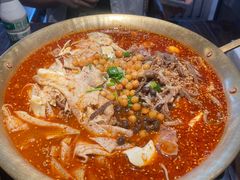 -张翻越·川渝冒菜·武汉黑鸭煲(城北万象城店)