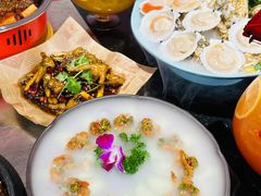 -依呀呀ktv烧烤小串(中山西路店)