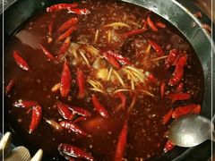 -黄潇洒老火锅(九眼桥宏济巷店)
