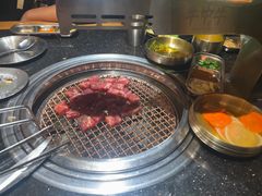 -韩烧牛中牛·甄选黑牛烤肉(黑金店)