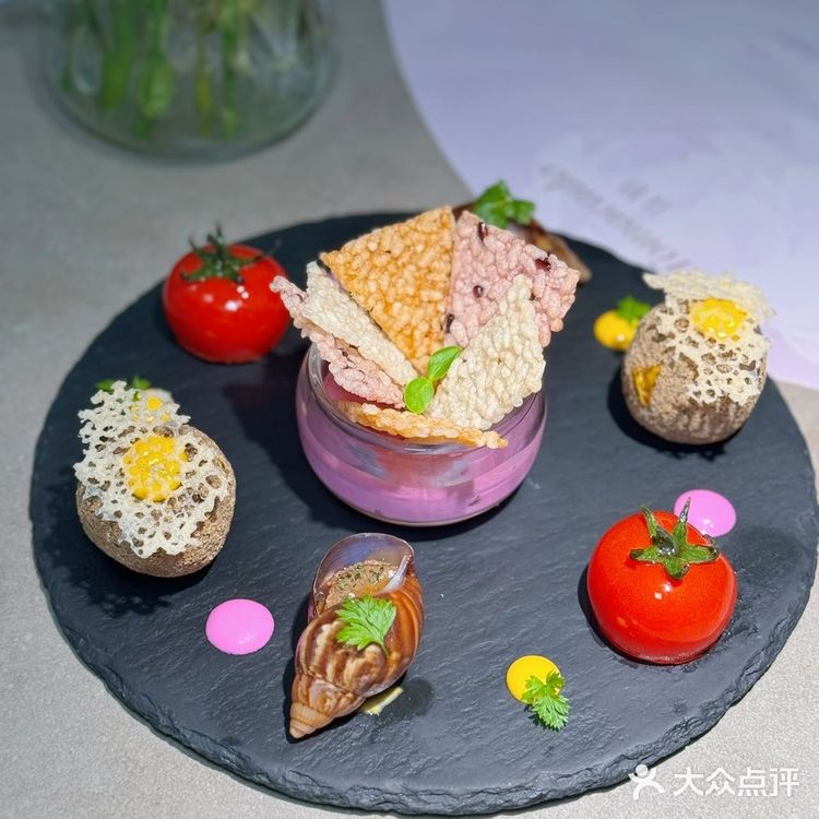 係深圳最美嘅西餐食貴州菜