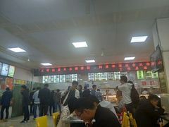 大堂-南京工业大学-东苑1食堂