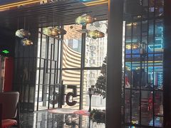 -屋有岛沉浸游戏旗舰店(中山公园店)