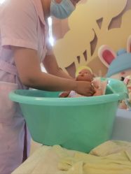 -爱妈月子会所(汕樟总店)