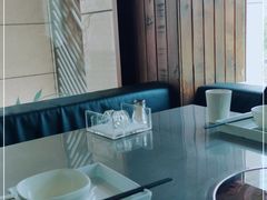 -牛德亨臻牛潮汕火锅(万邦时代店)