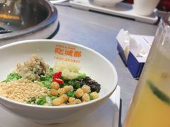 -吃城都·鱼蛙火锅(西玉龙街店)