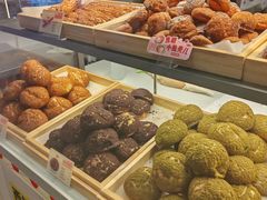 -西树泡芙(湖滨银泰in77B区店)