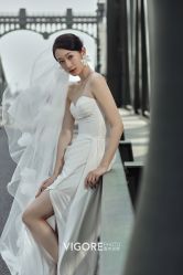 -雪中彩影婚纱摄影·微光艺术中心