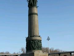 -人民防洪胜利纪念塔